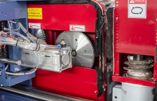  Material cutting saw+automatic comb teeth